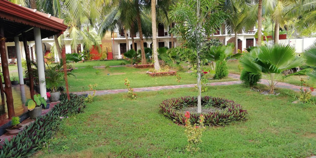 Crescent Sea Resort Nilaveli Exterior foto
